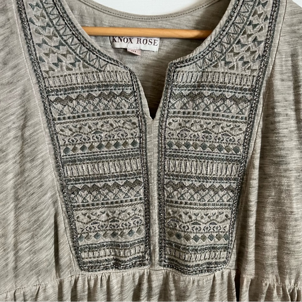 Embroidered Top - Picture 2 of 6